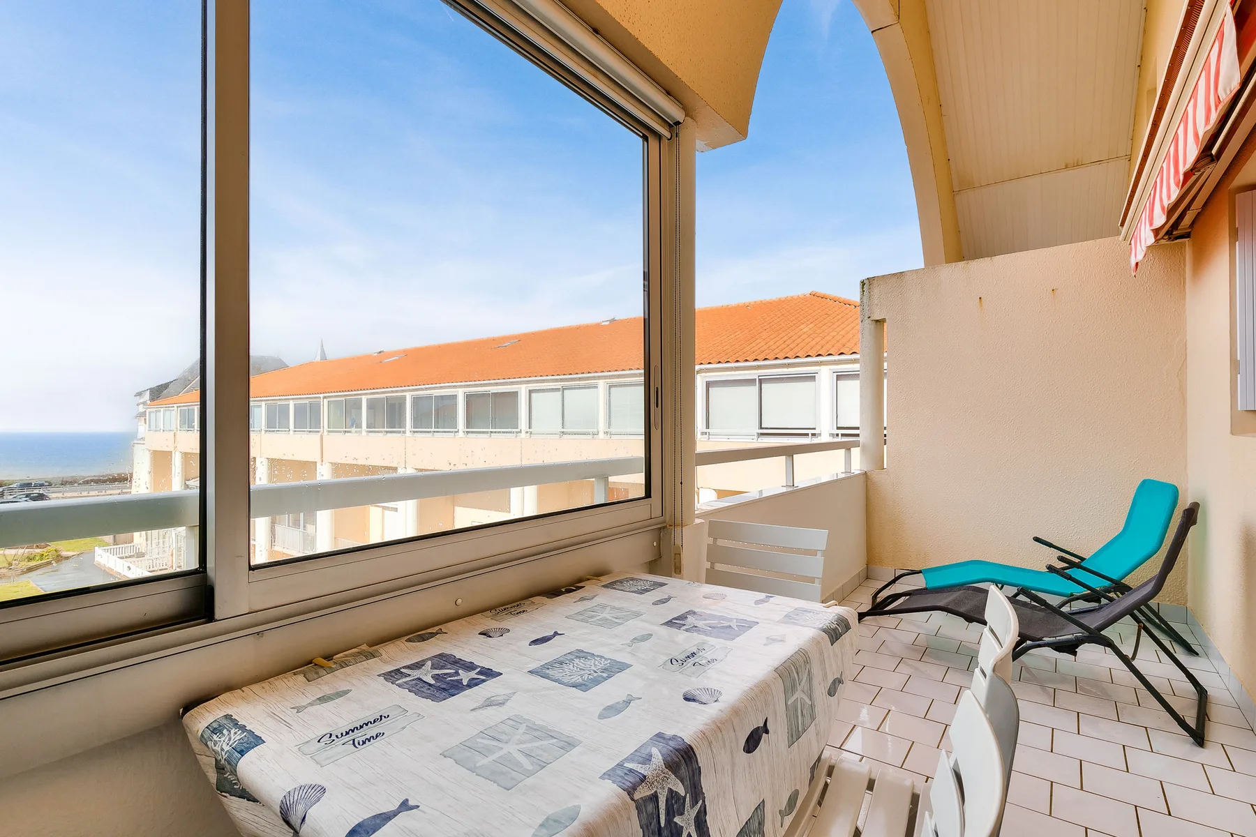 Apartment gallery photo
