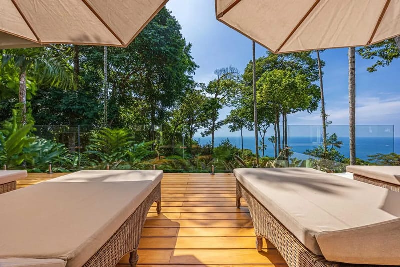 Luxury 3BR Rainforest Villa w/ Oceanview Pool