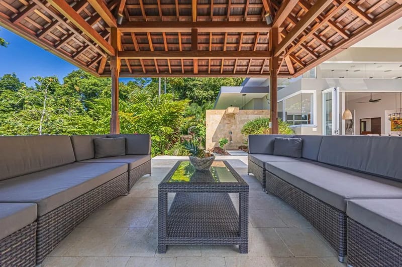 Luxury 3BR Rainforest Villa w/ Oceanview Pool