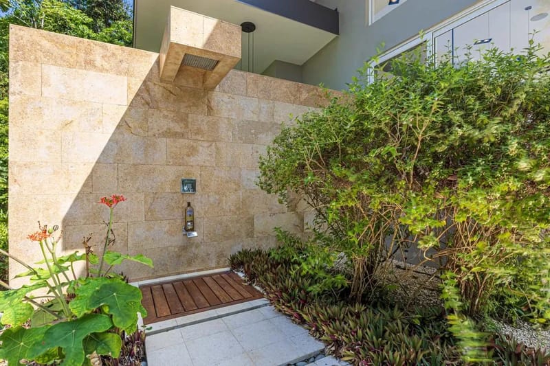 Luxury 3BR Rainforest Villa w/ Oceanview Pool