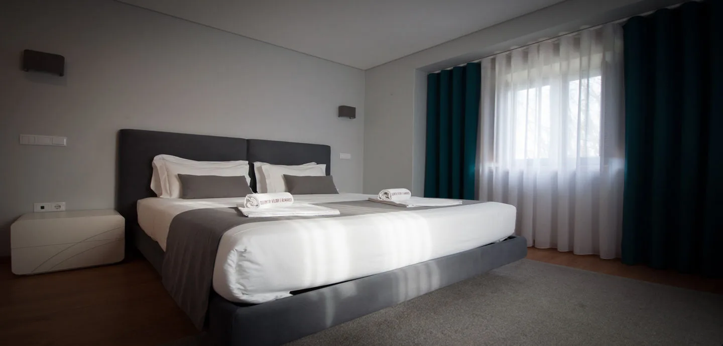 Guest room 306