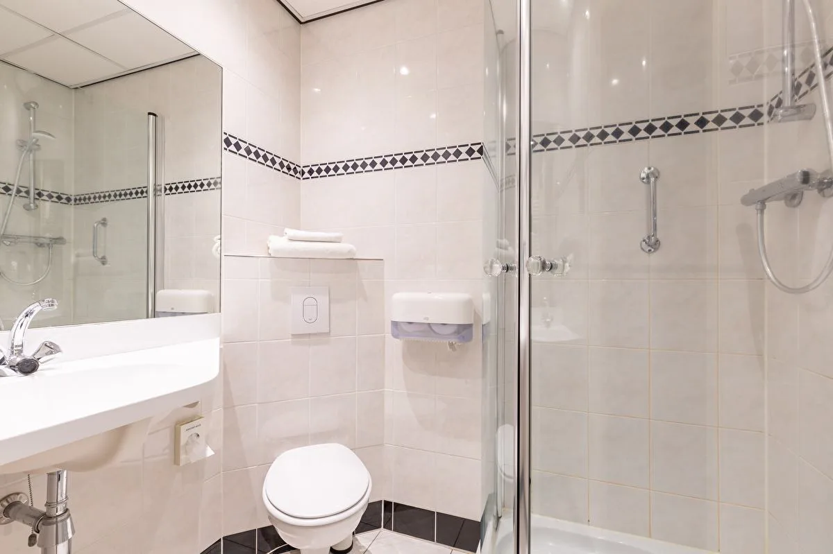 Baño de la habitación doble Comfort