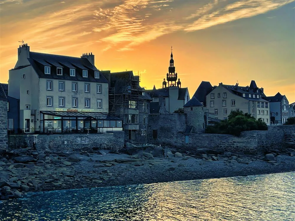 Hotel Les Arcades property photo