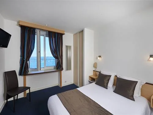 Hotel Les Arcades property photo