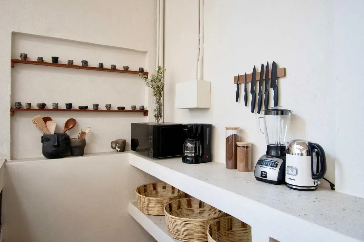 Stylish 6BR with Lovely Terrace