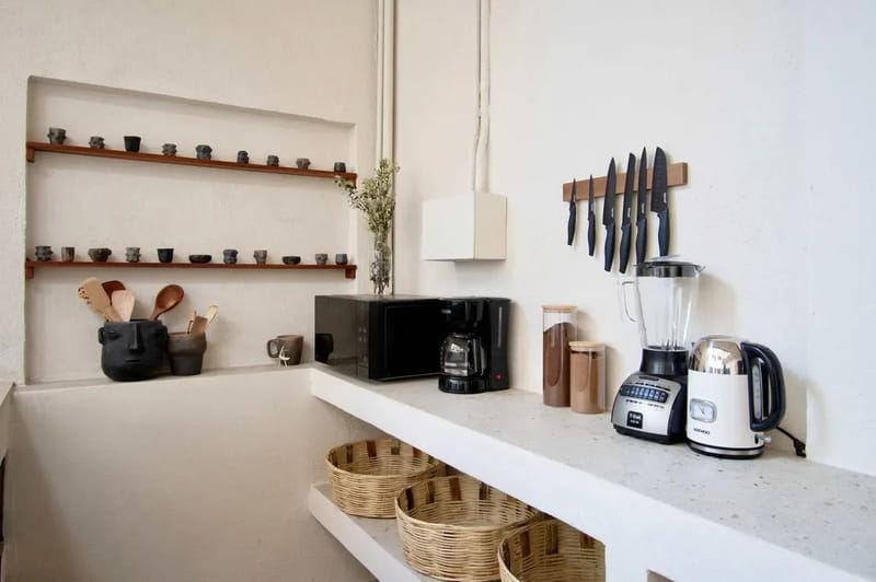 Stylish 6BR with Lovely Terrace