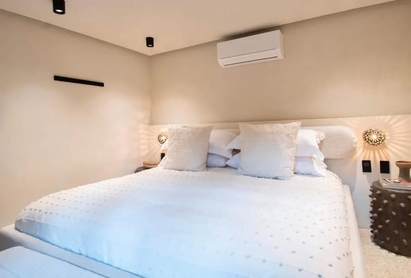 Stylish 6BR with Lovely Terrace