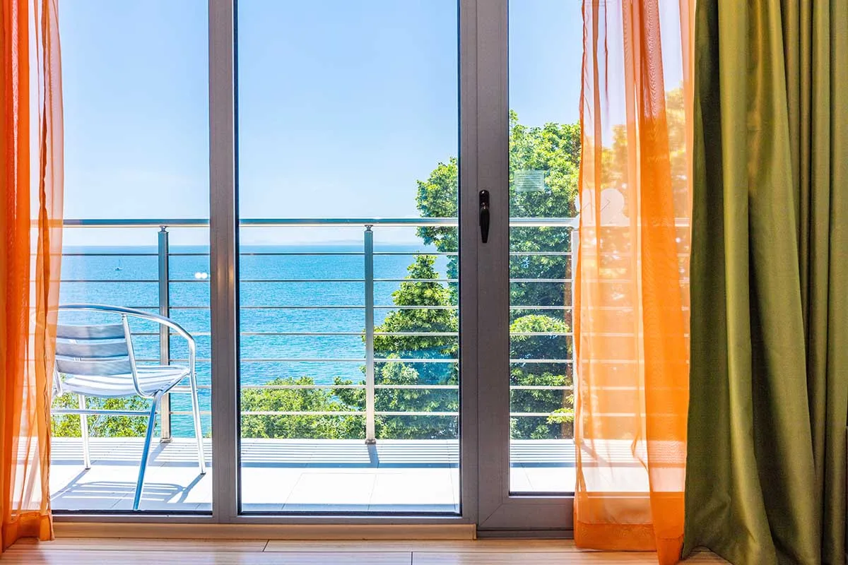 Hotel room with sea view