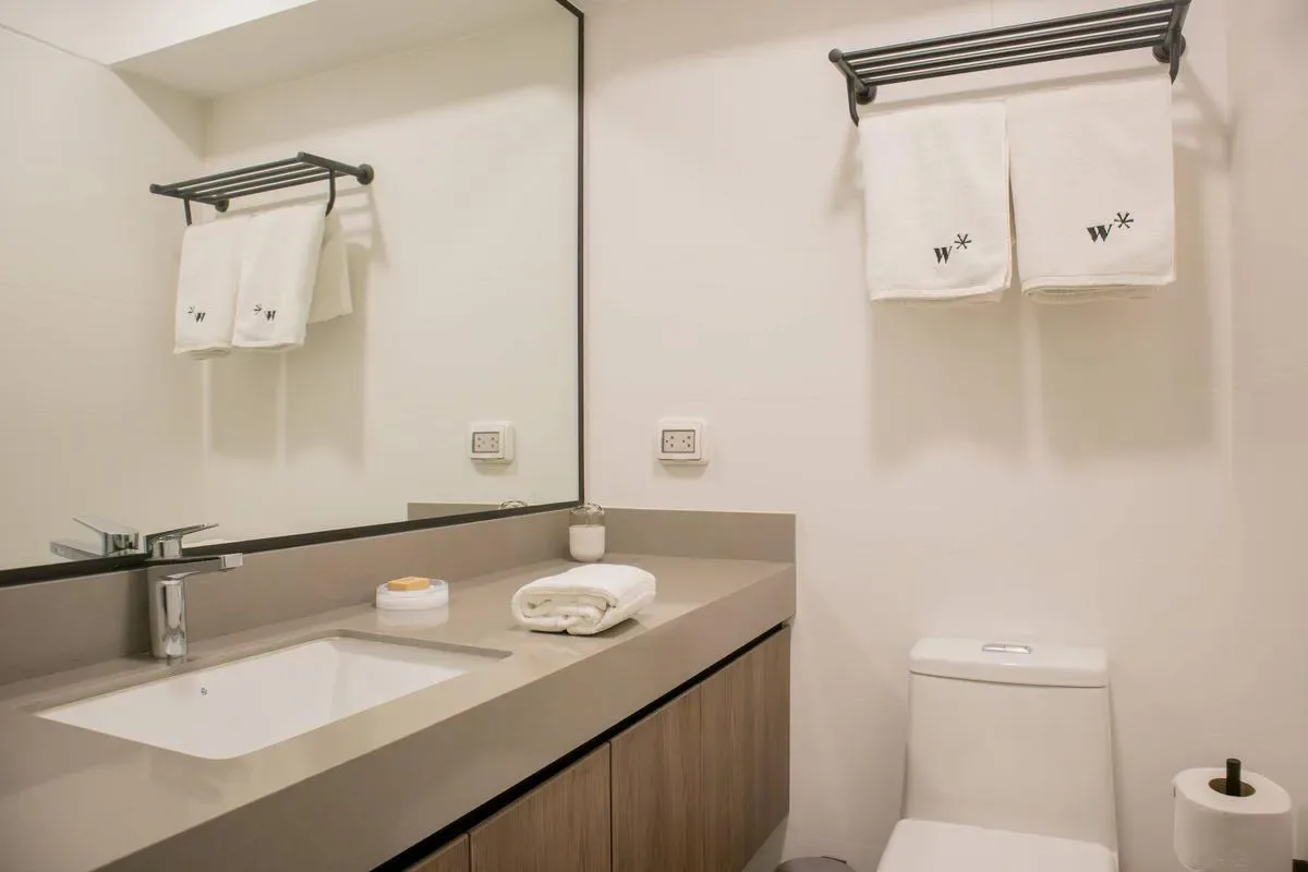 Amazing 3BR w/ Balcony in Miraflores