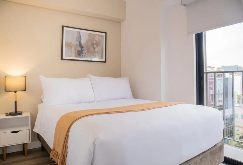 Amazing 3BR w/ Balcony in Miraflores