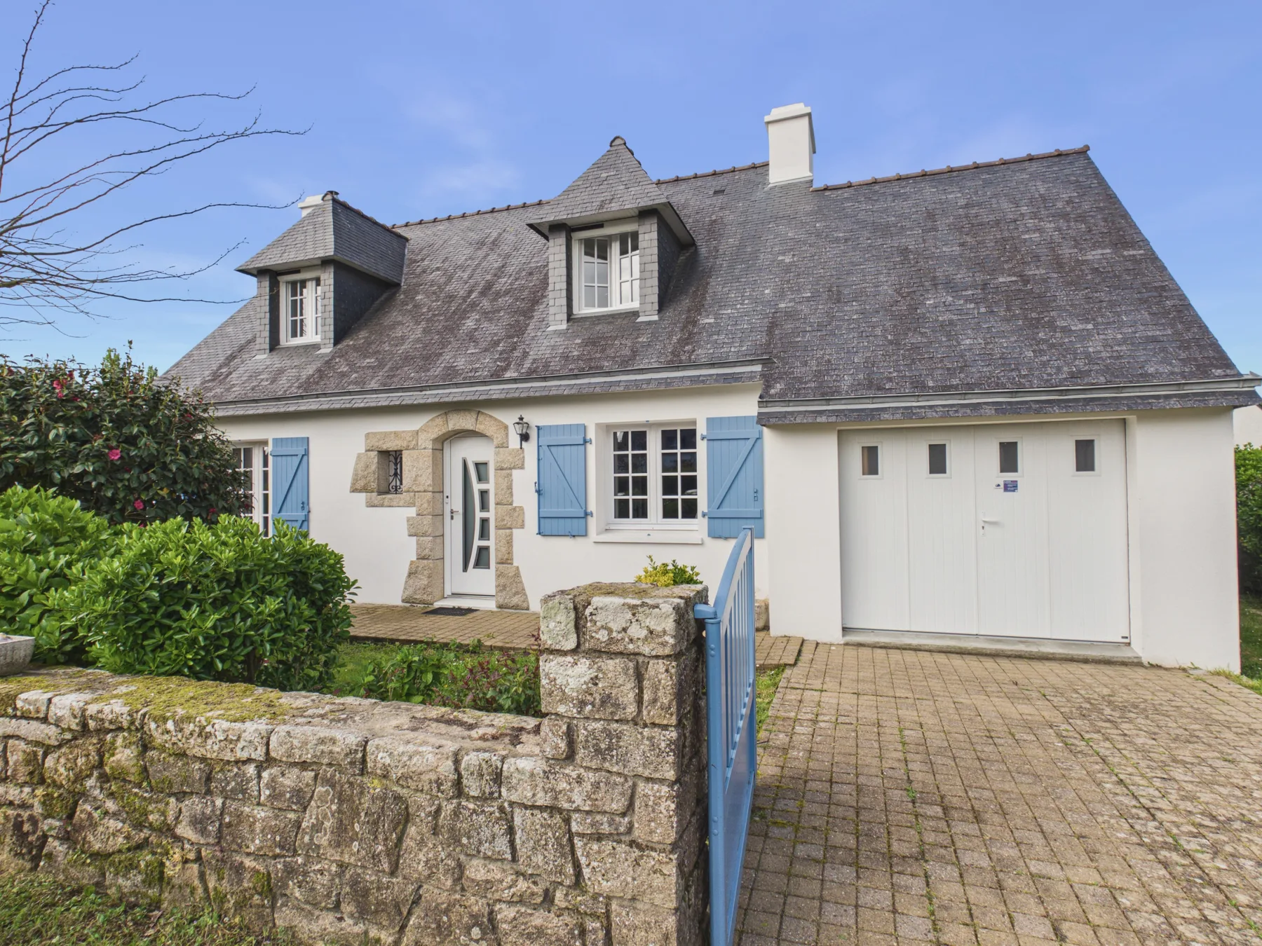 Casa en Carnac con jardín