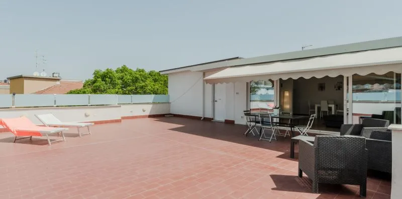 GuestHost - Catania Skyview Terrace Urban Escape