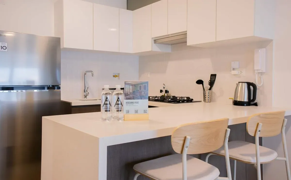 Oceanview 1BR Apartment w/ Balcony in Barranco