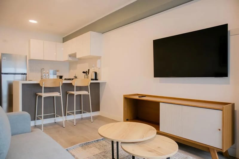 Oceanview 1BR Apartment w/ Balcony in Barranco