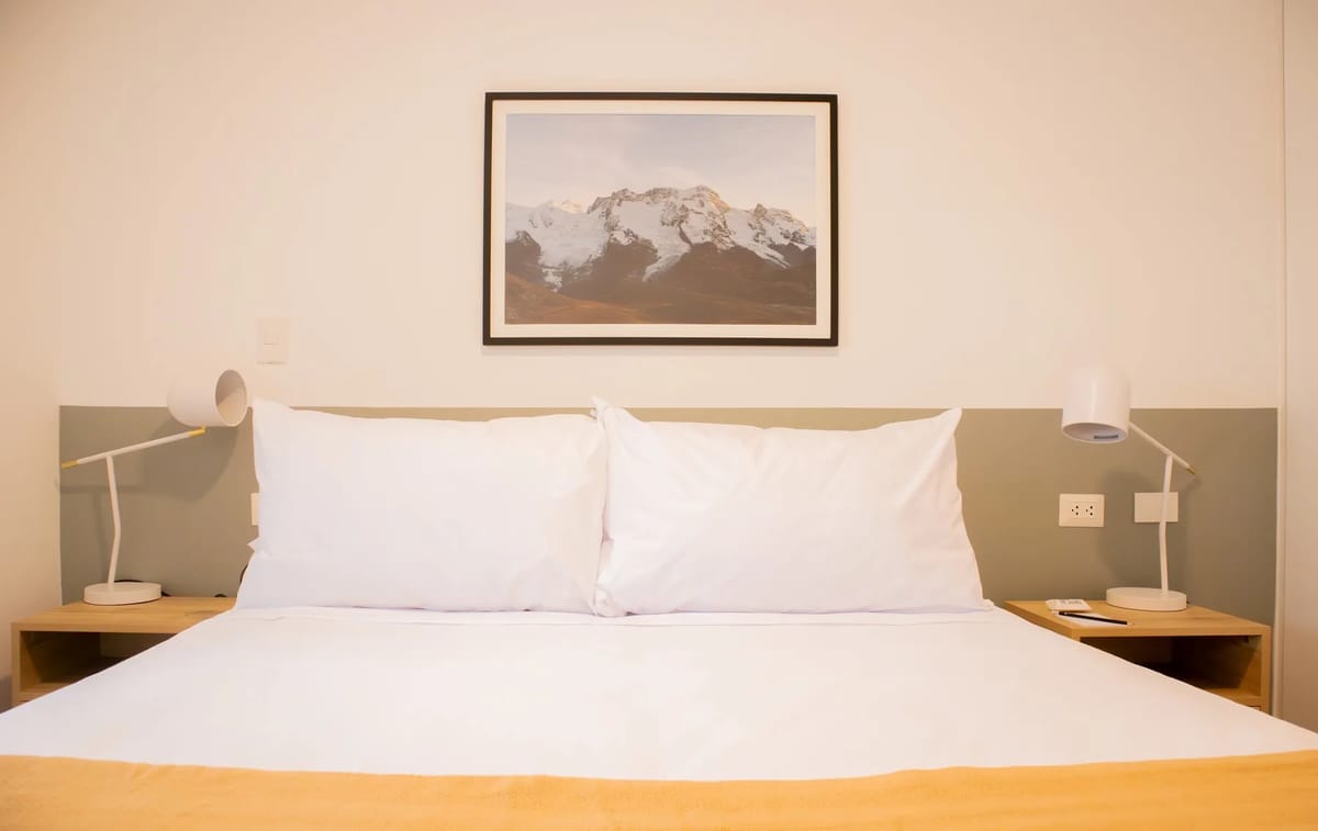 Oceanview 1BR Apartment w/ Balcony in Barranco
