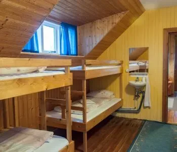 Guesthouse Húsið
