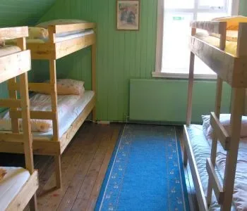 Guesthouse Húsið