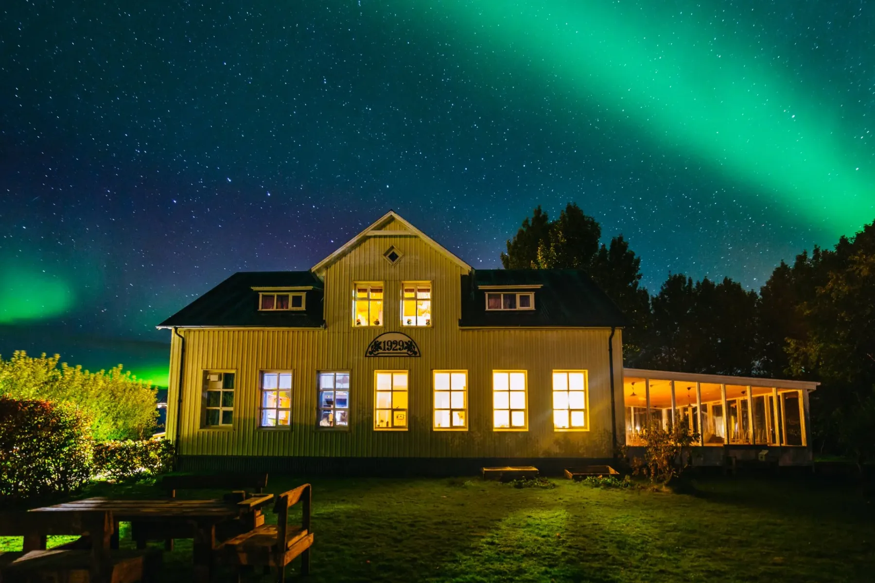 Guesthouse Húsið