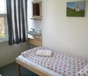 Guesthouse Húsið