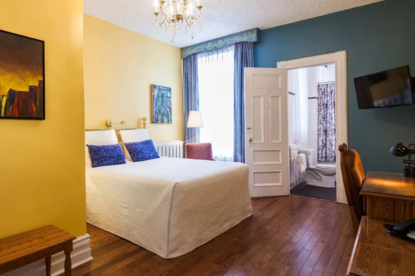 Comfort room