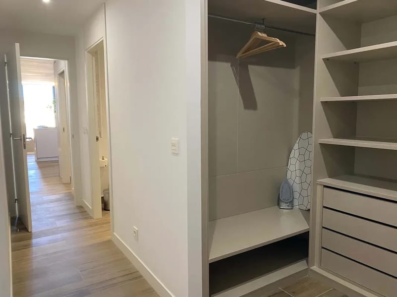 Stylish 2BR w/ Sunny Terrace in Chueca