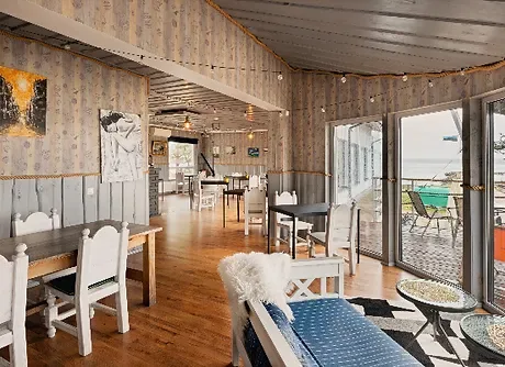 Majakasaal lounge and dining room