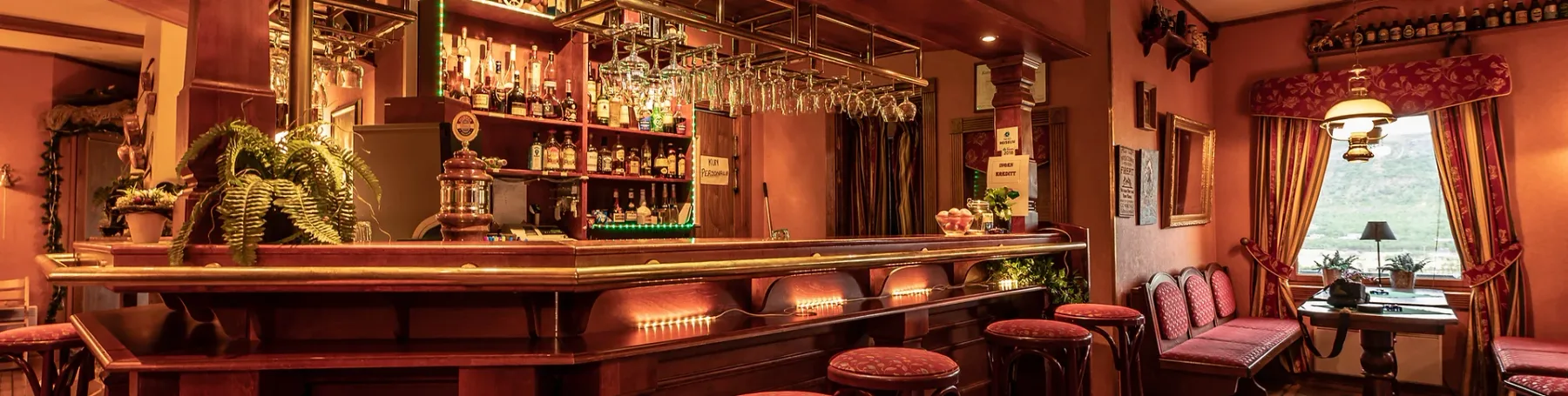 Baren (the bar)