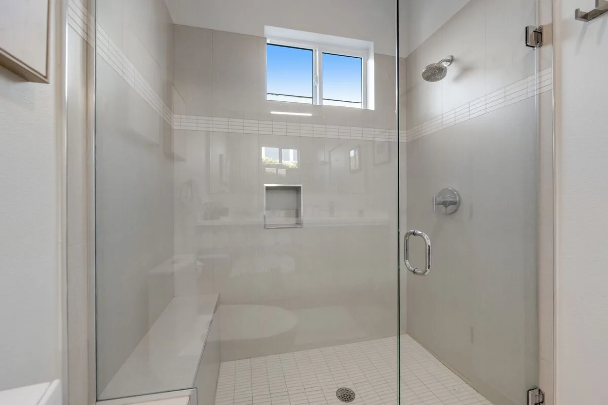 Modern Distinction in South Palm Springs - 3922