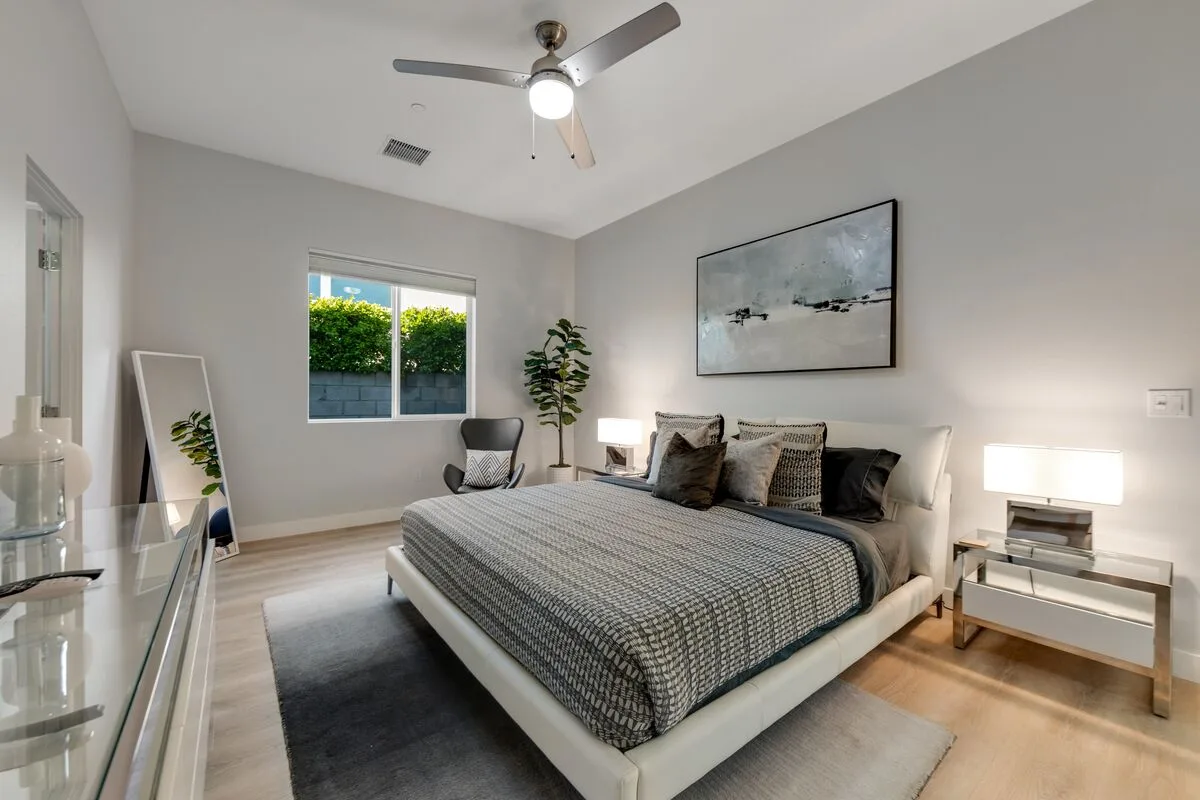 Modern Distinction in South Palm Springs - 3922