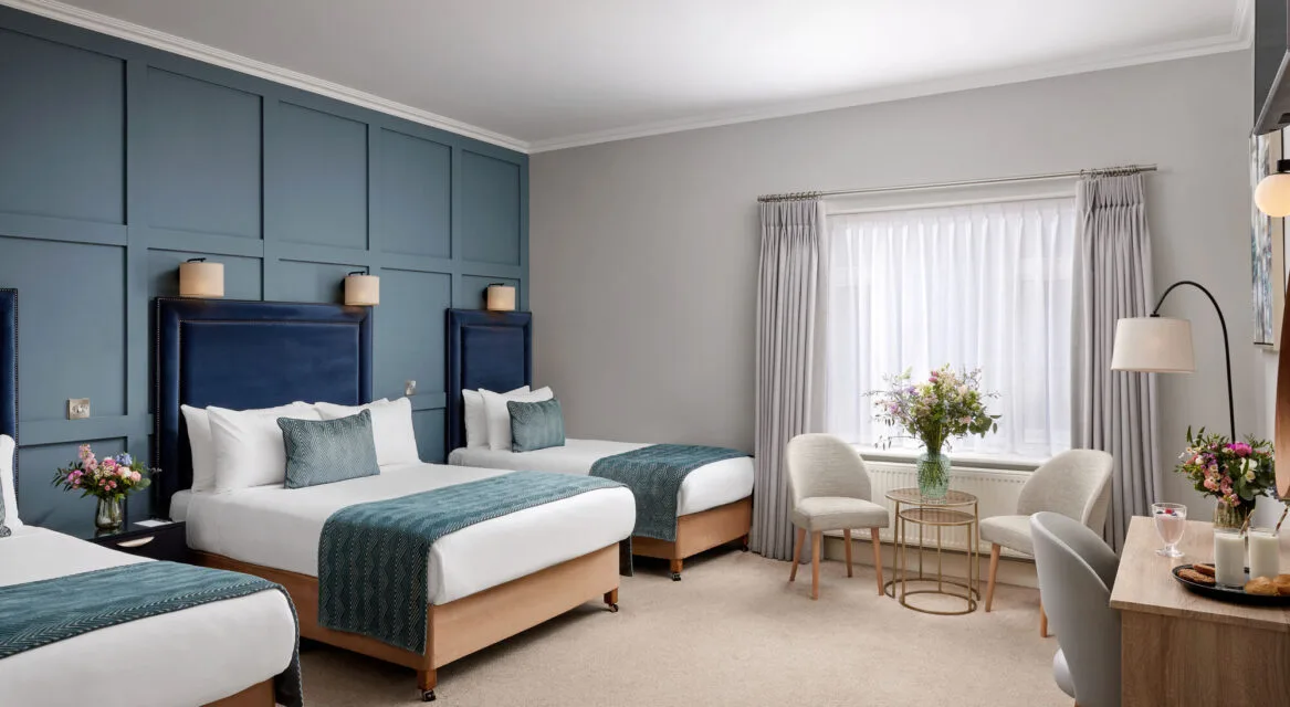 Sandymount Hotel bedroom