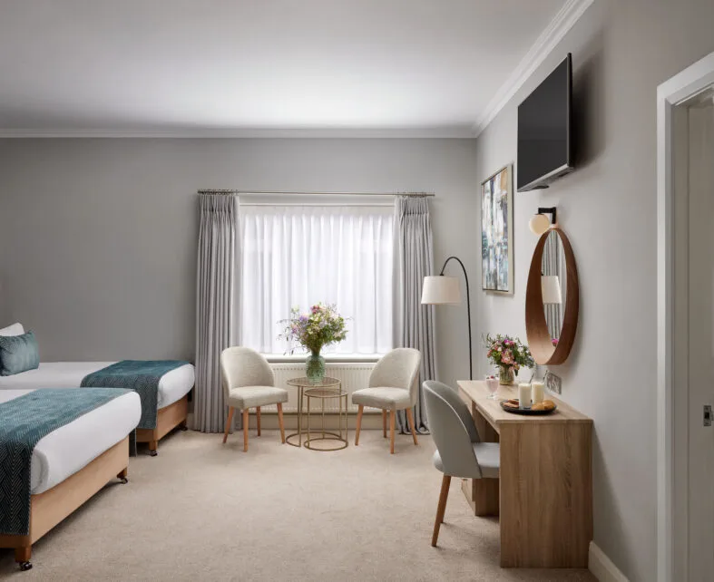 Sandymount Hotel bedroom