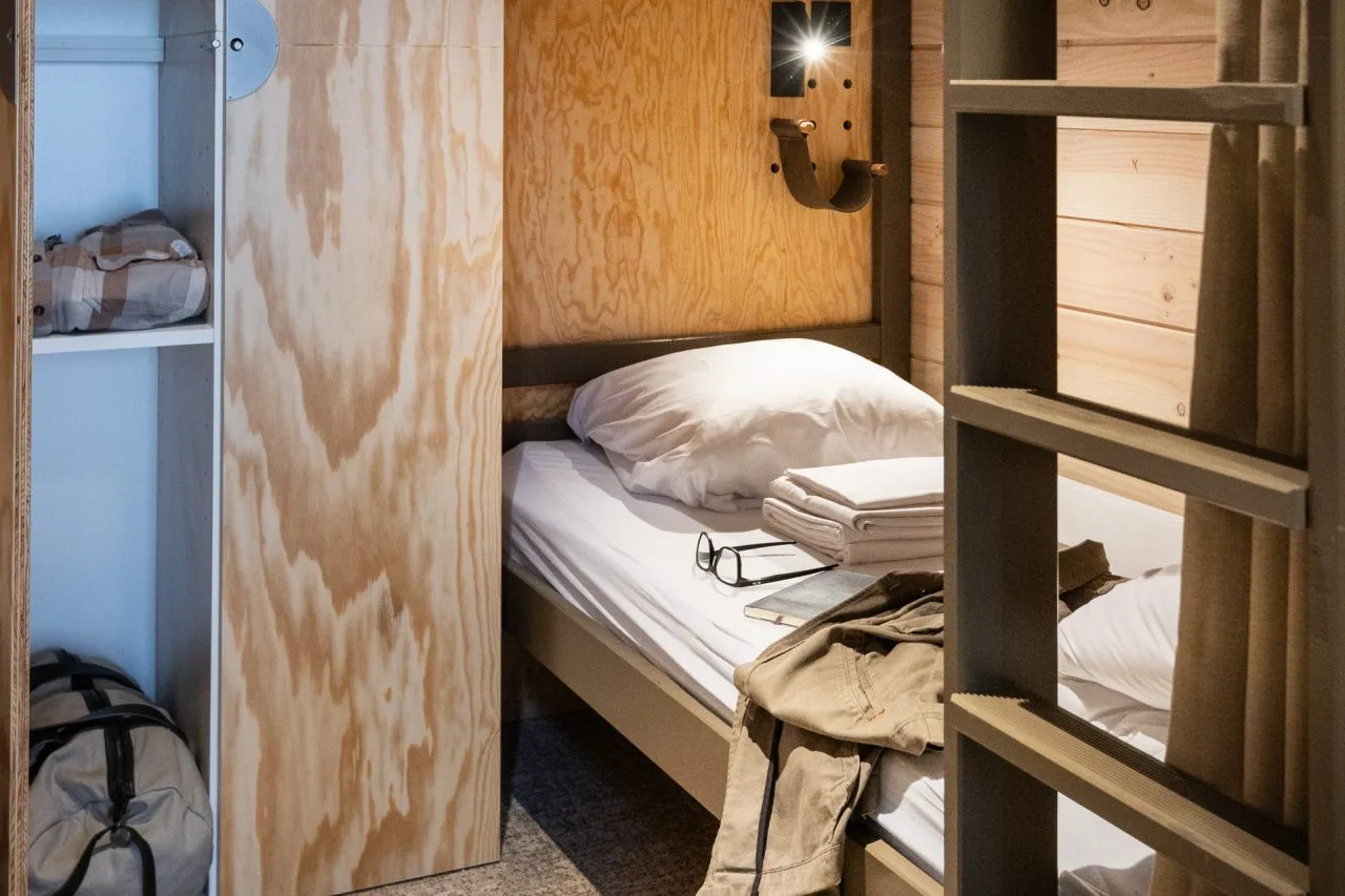 Eight-person dormitory