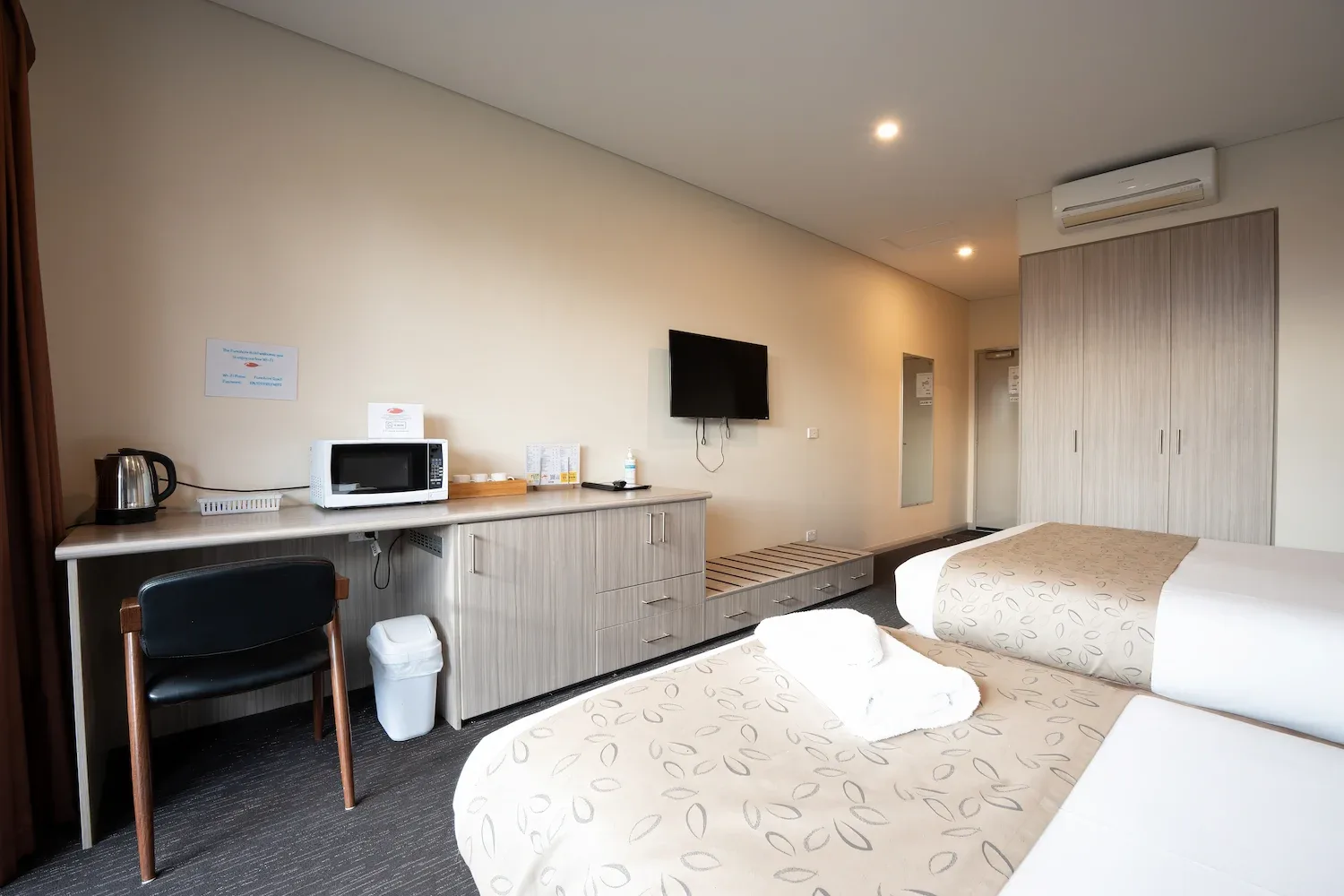 Alojamiento en el Foreshore Hotel