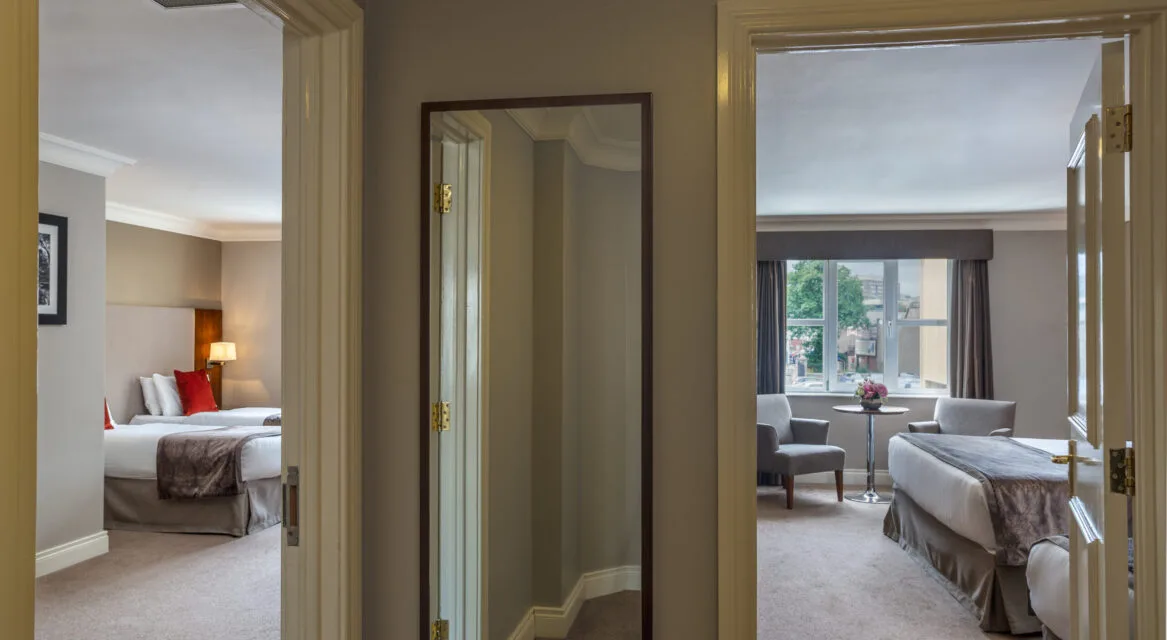 Interconnecting Family Room at Canal Court Hotel