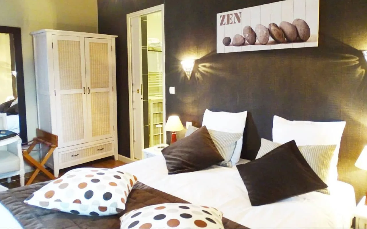 Comfort room