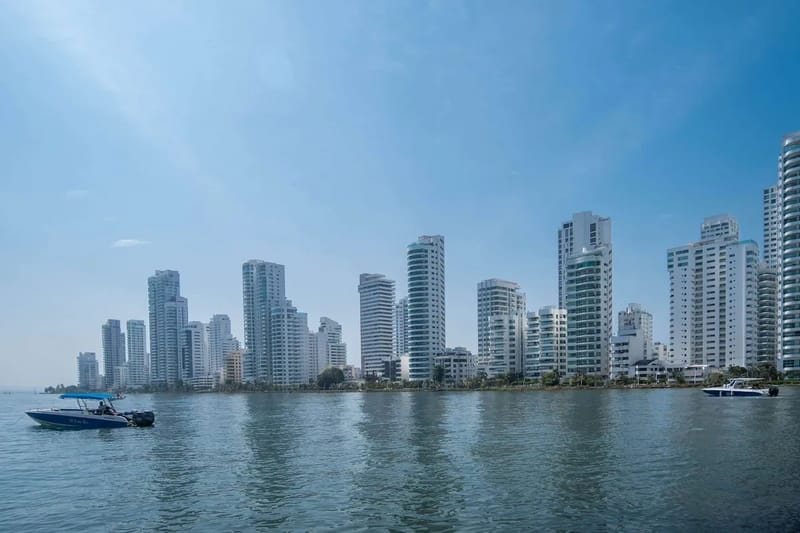 Luxury Loft w/ Balcony & View in Bocagrande