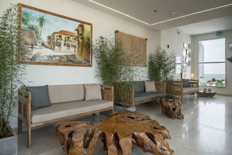 Luxury Loft w/ Balcony & View in Bocagrande