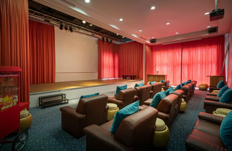 Hotel cinema