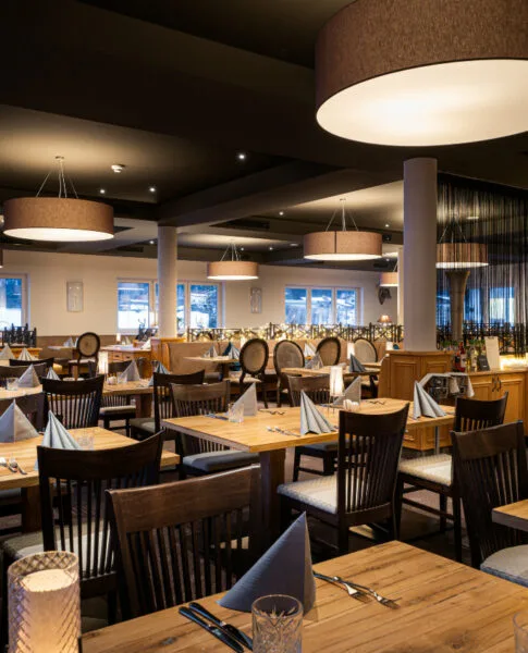 Restaurant dining