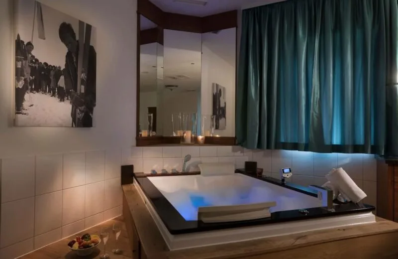 Private spa pool