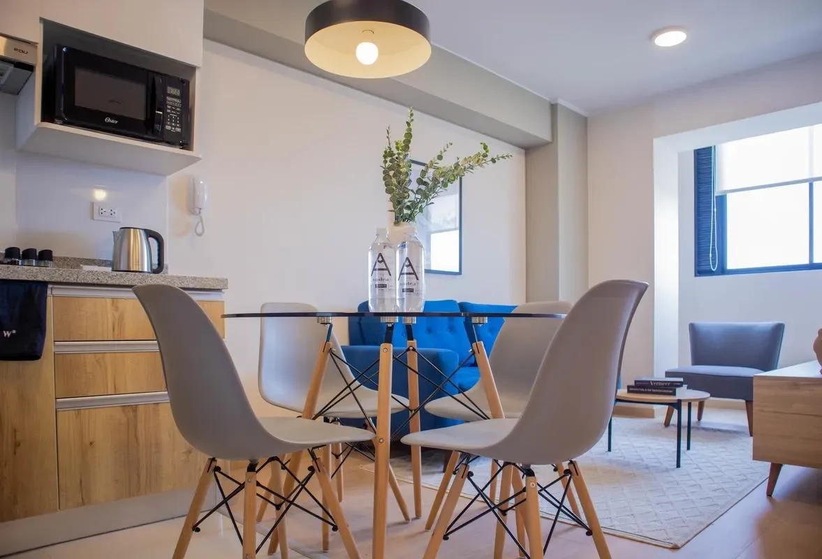 Alluring 2BR w/ Balcony in Barranco