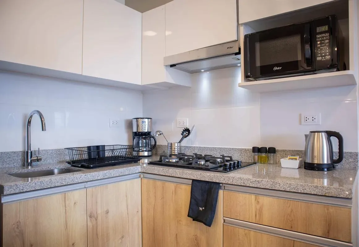 Alluring 2BR w/ Balcony in Barranco