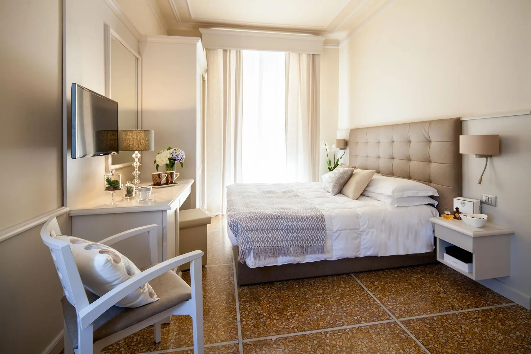 Guest room