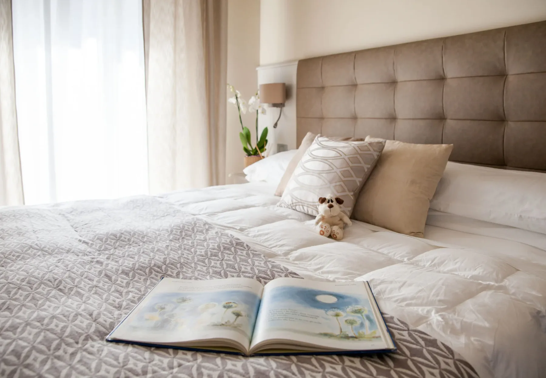 Guest room