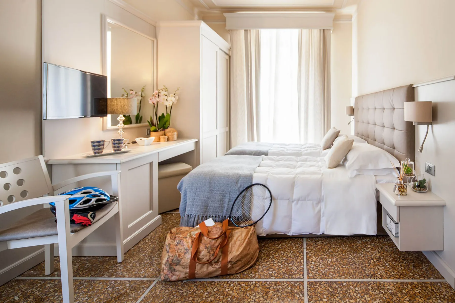 Guest room