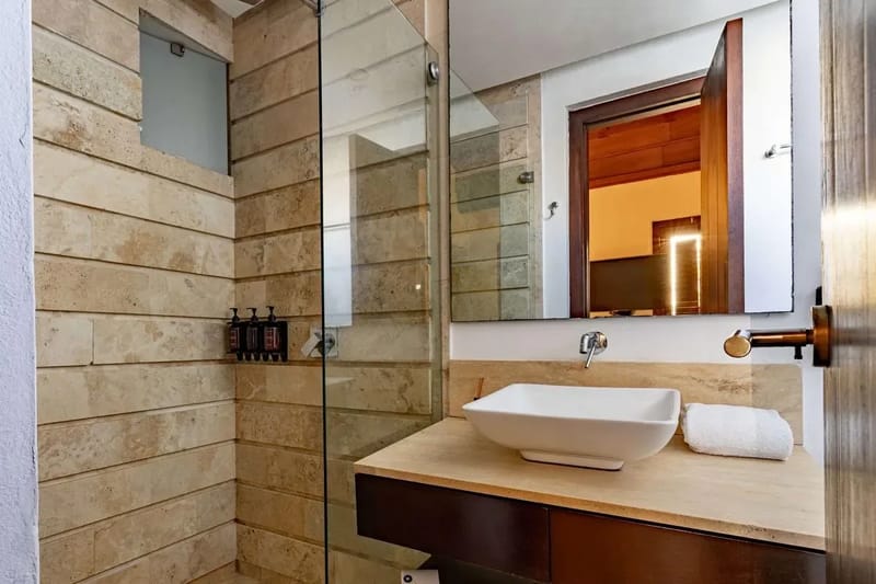 Modern 3BR w/ Rooftop Jacuzzi Cartagena