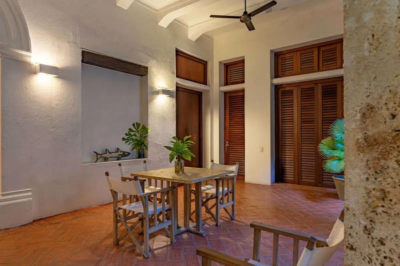 Modern 3BR w/ Rooftop Jacuzzi Cartagena