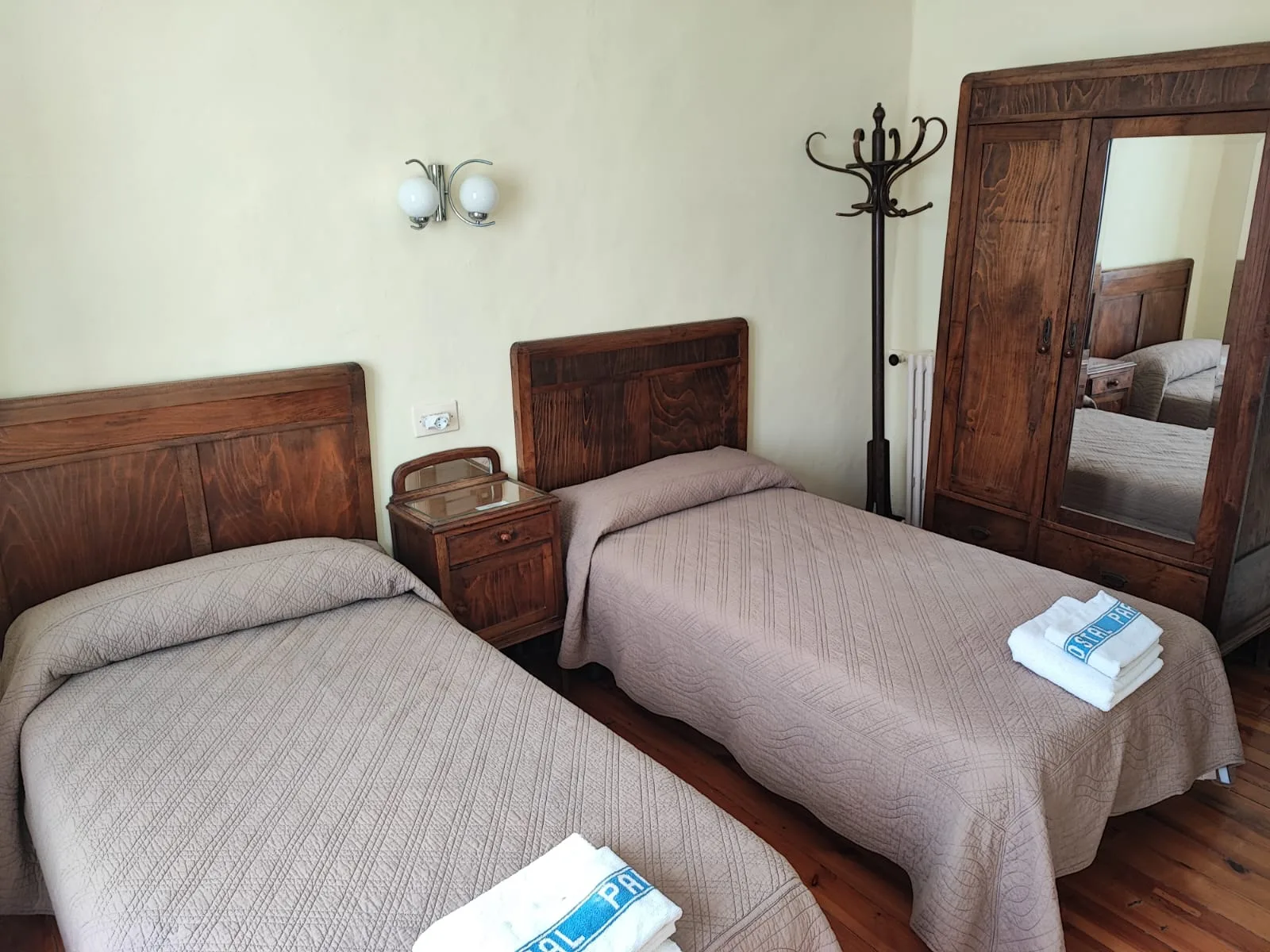 Hostal París