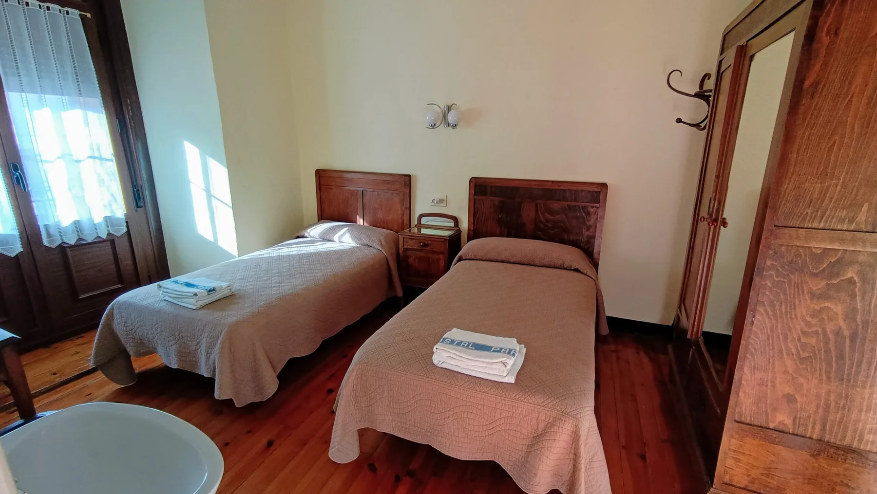 Hostal París