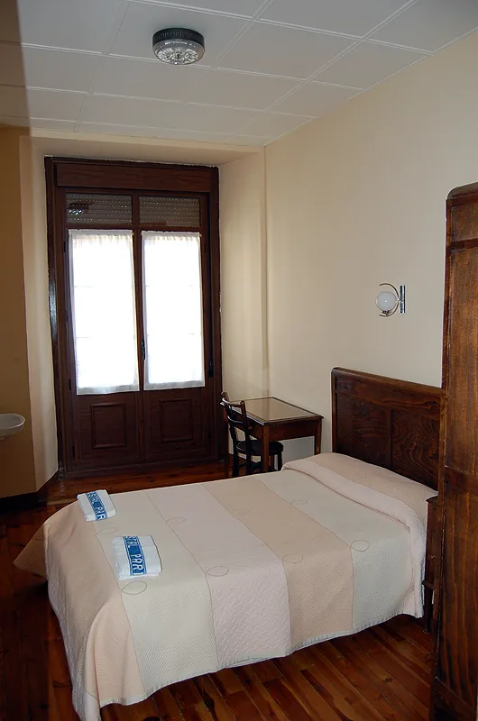 Hostal París